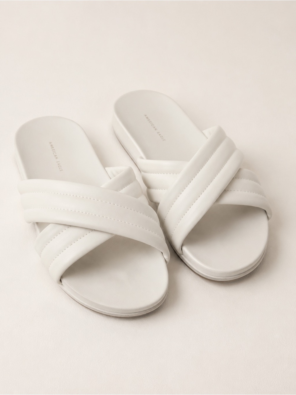 American Eagle Padded Crisscross Slides – White - nwot